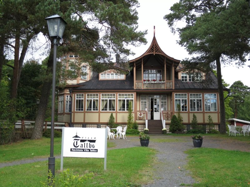 Waha Tallbo restaurant