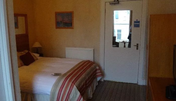 County Hotel