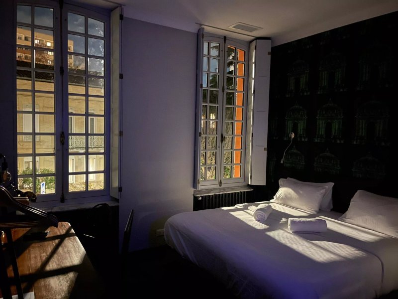 Une Chambre en Ville