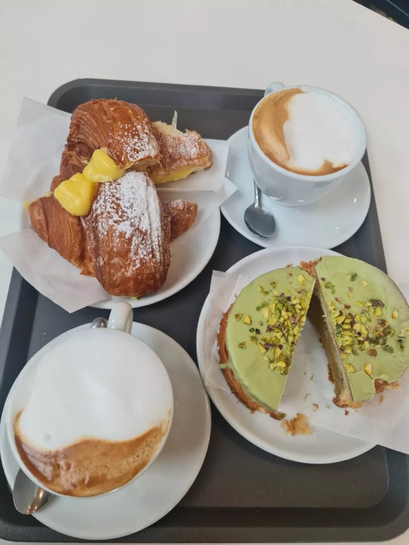 In Cateratte Pasticceria Livorno
