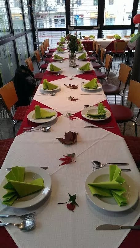 Mlecna restavracija