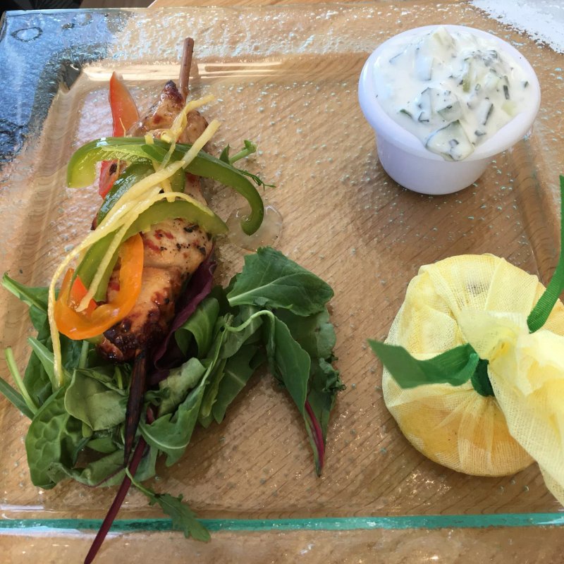 Charlie's Bistro & Lounge