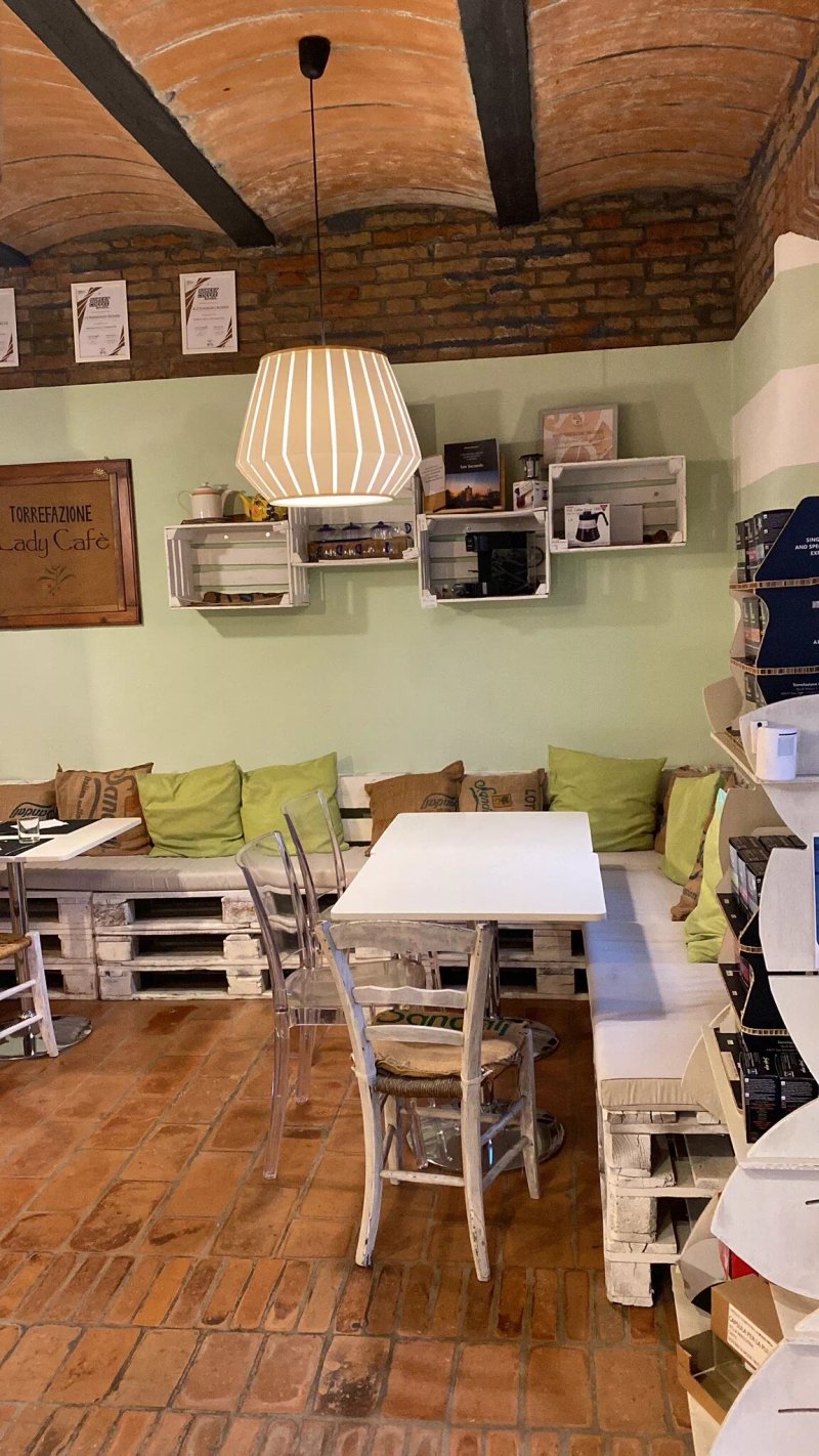 TL Cafè Hospitality - Presso Torrefazione Lady Cafè Srl