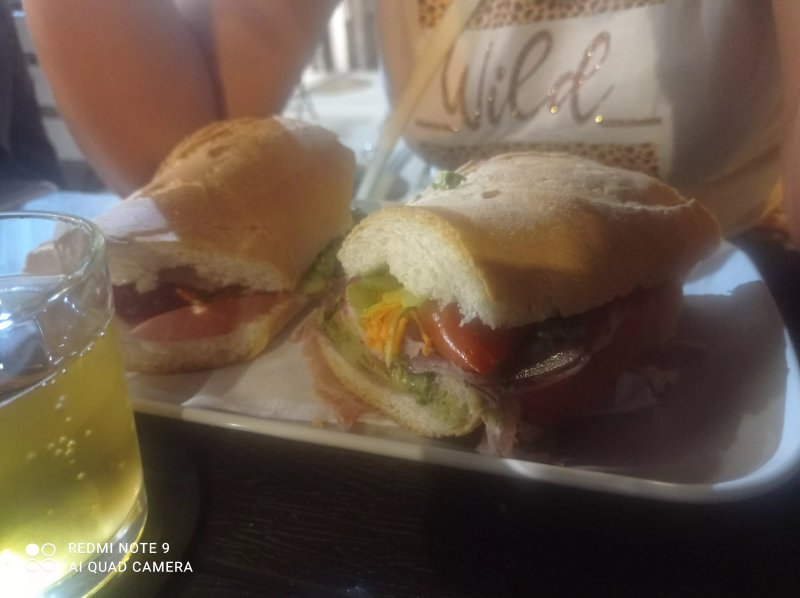 Paninosi! Paninoteca Enoteca