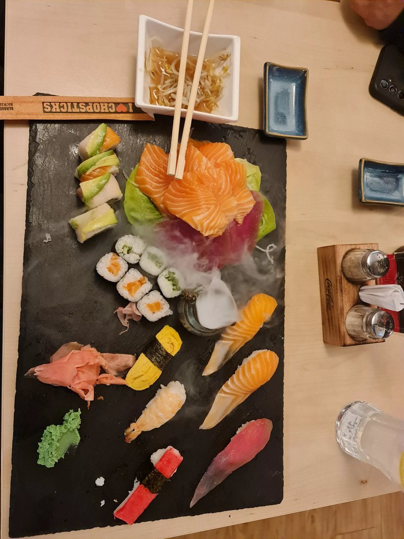 BENTO  Restaurant