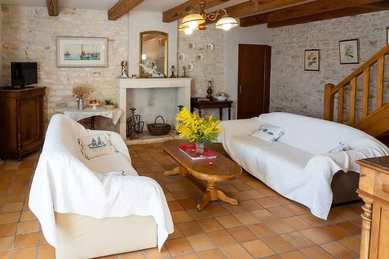 Rent house with garden 350 m2 800 m from the sea and 1km from Dolus village of