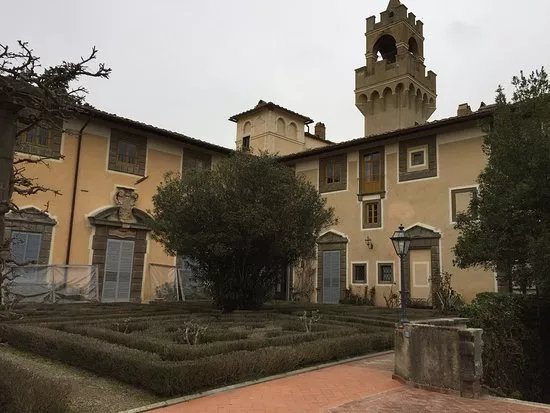 Castello di Montegufoni