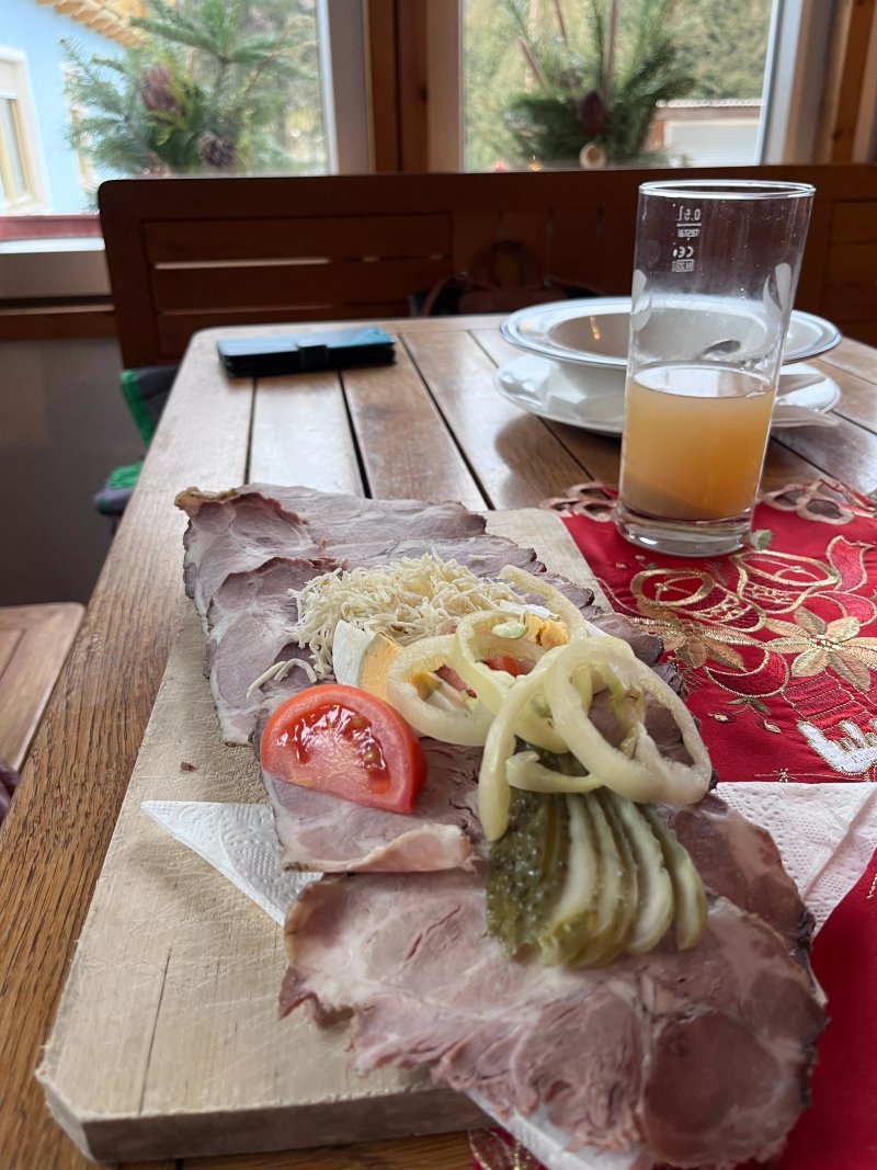 Heurigenschenke Zum Himmelsreich & Weinbau Stu Likorerzeugung