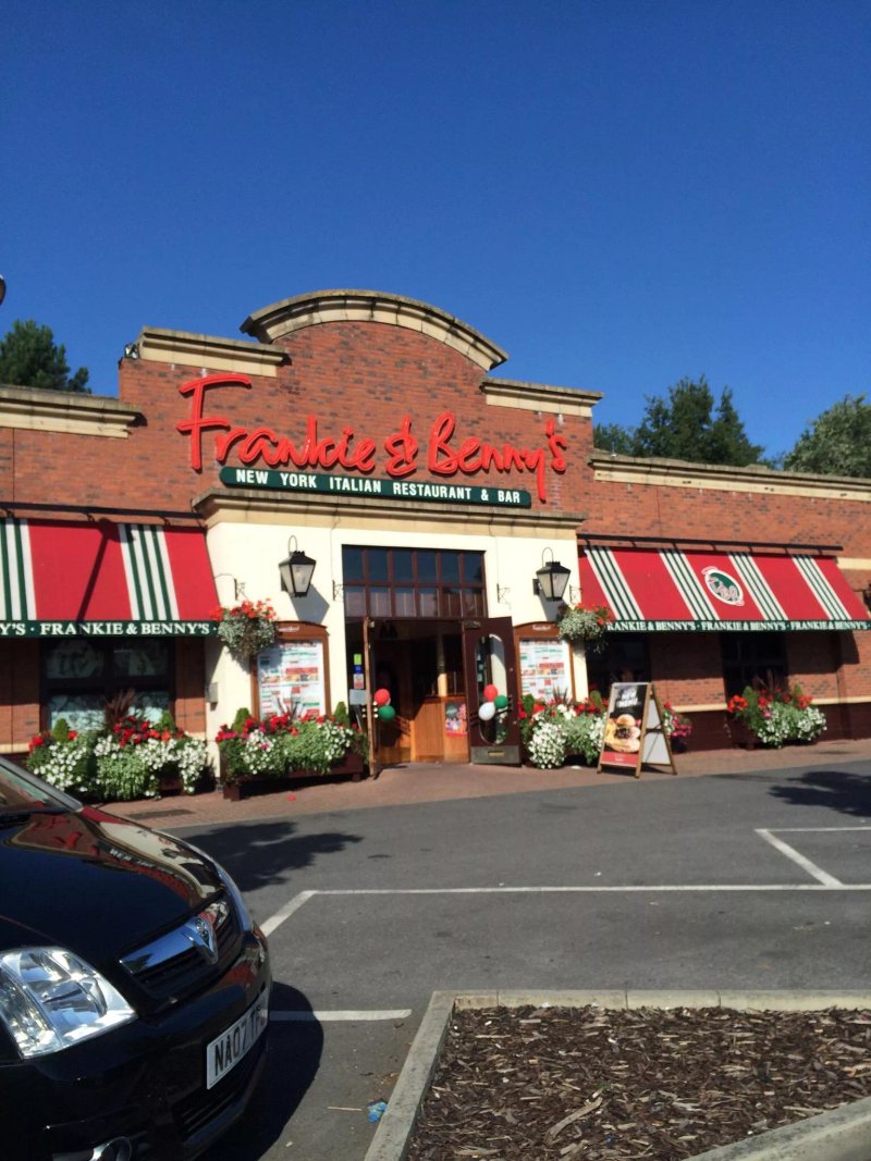 Frankie & Benny's