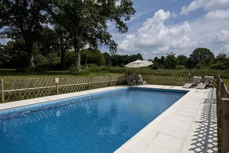 La Amelia Beautiful cottage (2) with 10 x 5 swimming pool
