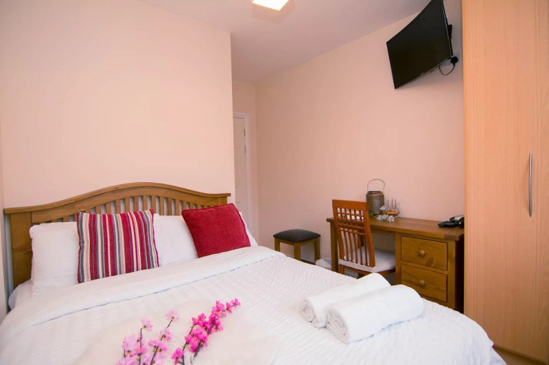 Rosan Glas Guest House