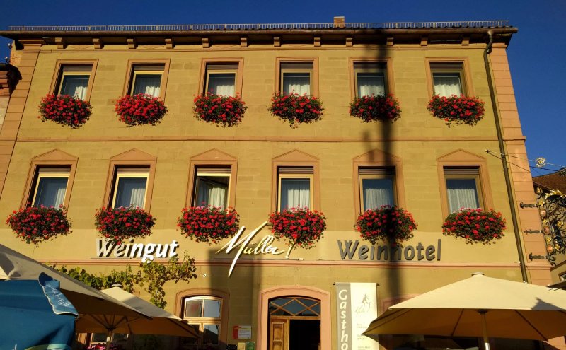 Mueller! Das Weingut und Weinhotel