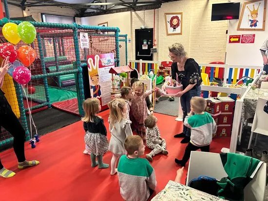 Play Cafe, Wee Kingdom Indoor Softplay & Cafe.