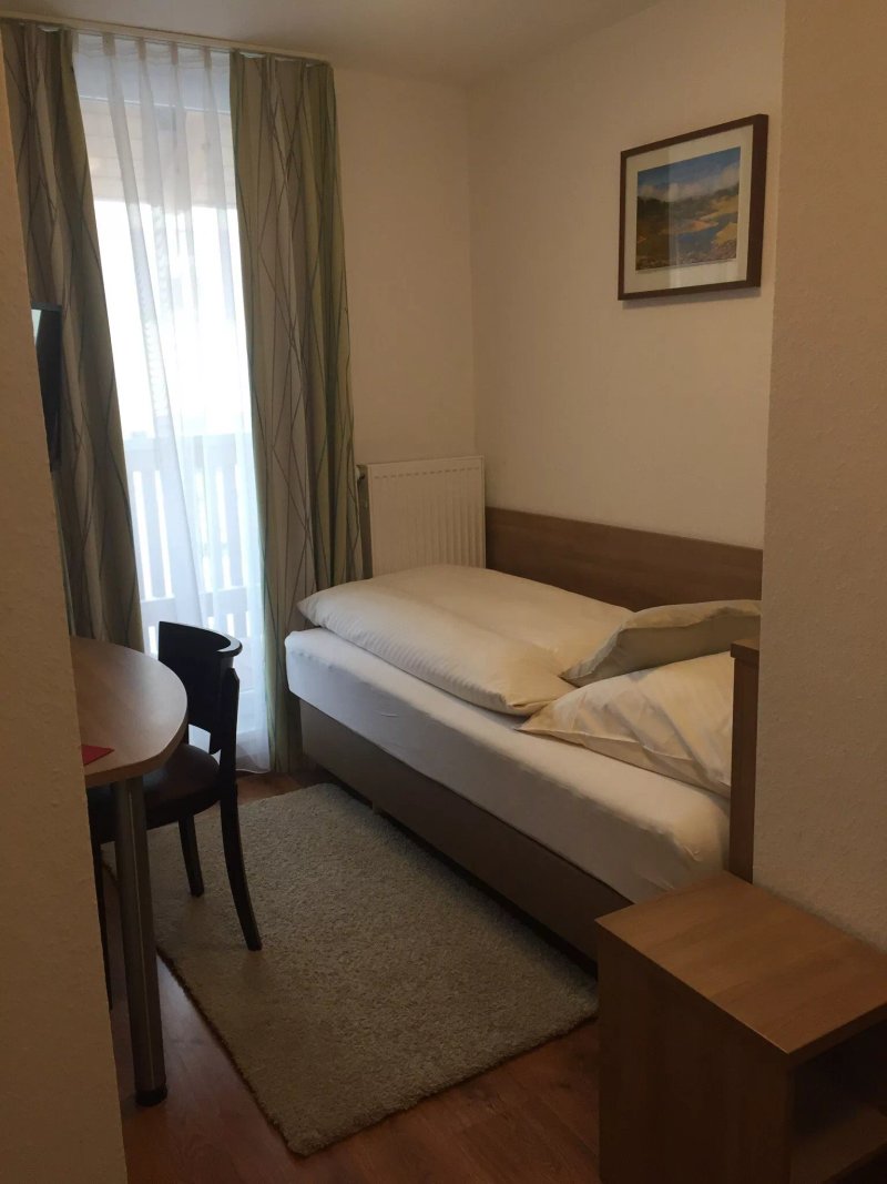 Hotel Rest Inn
