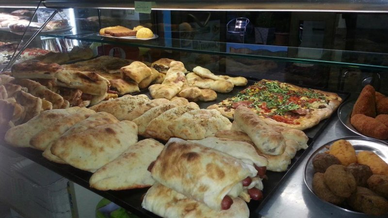 Pizza e Poi Pizzeria Rosticceria da Roby