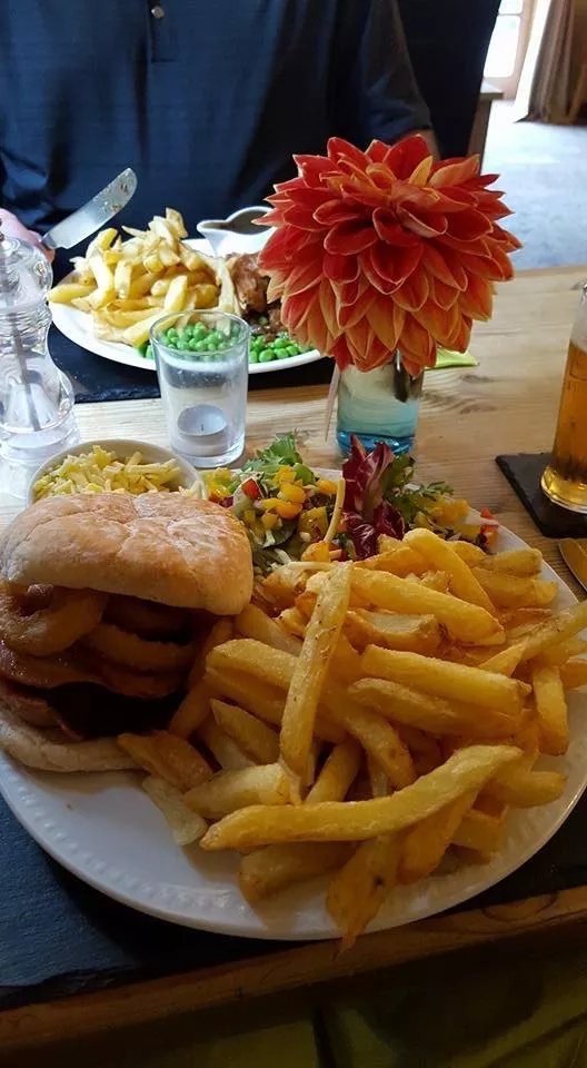 The Seven Stars Inn & Guest House