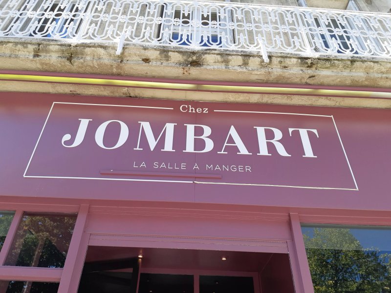 Chez Jombart - La salle a manger