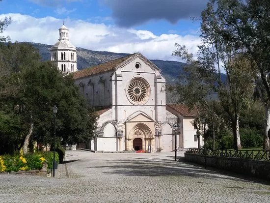 Abbazia di Fossanova