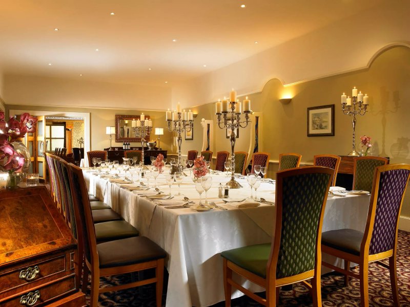 Islands Restaurant at Hotel Westport