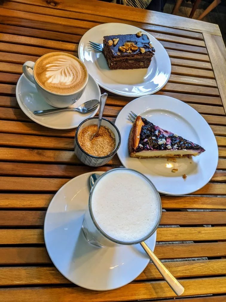 Cafe Magnolia