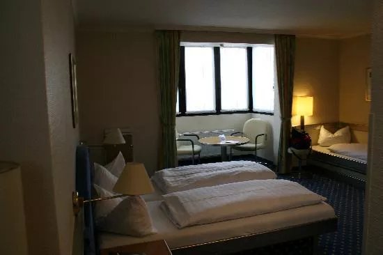 Lloyed Hotel
