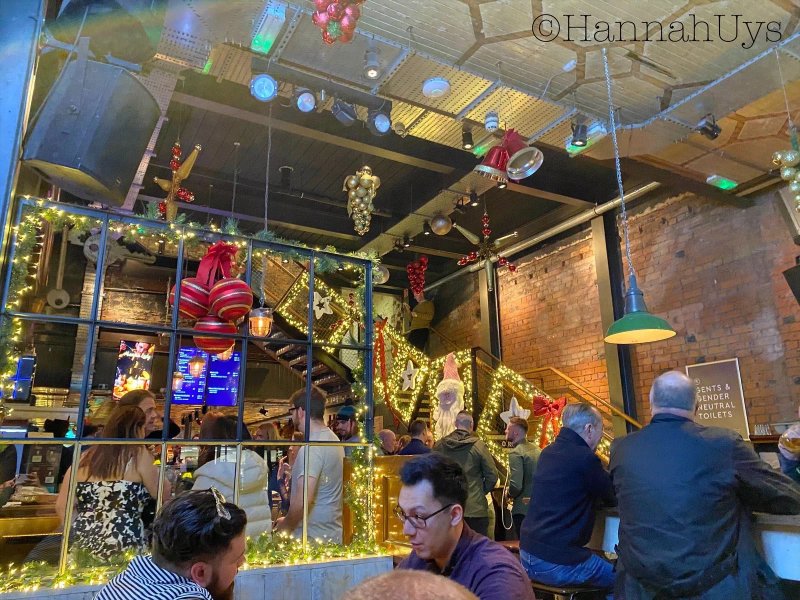 Lavery's Belfast Bar & Food