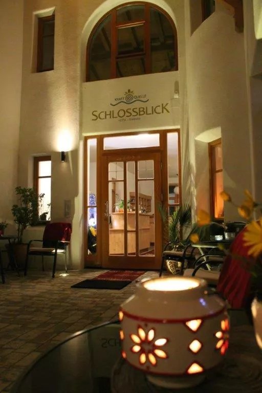 Kraftquelle Schlossblick Restaurant & Gastgarten