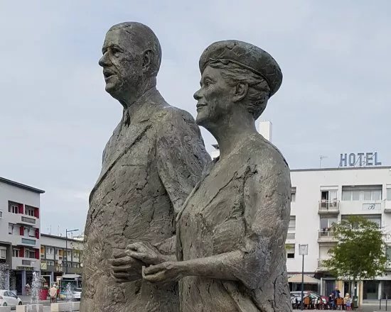 Monument Yvonne et Charles De Gaulle
