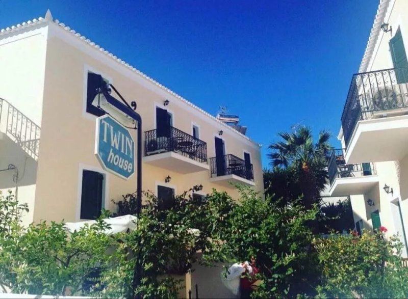 Twin House Spetses