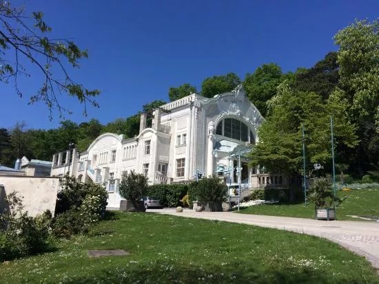 Stadttheater / Buehne Baden