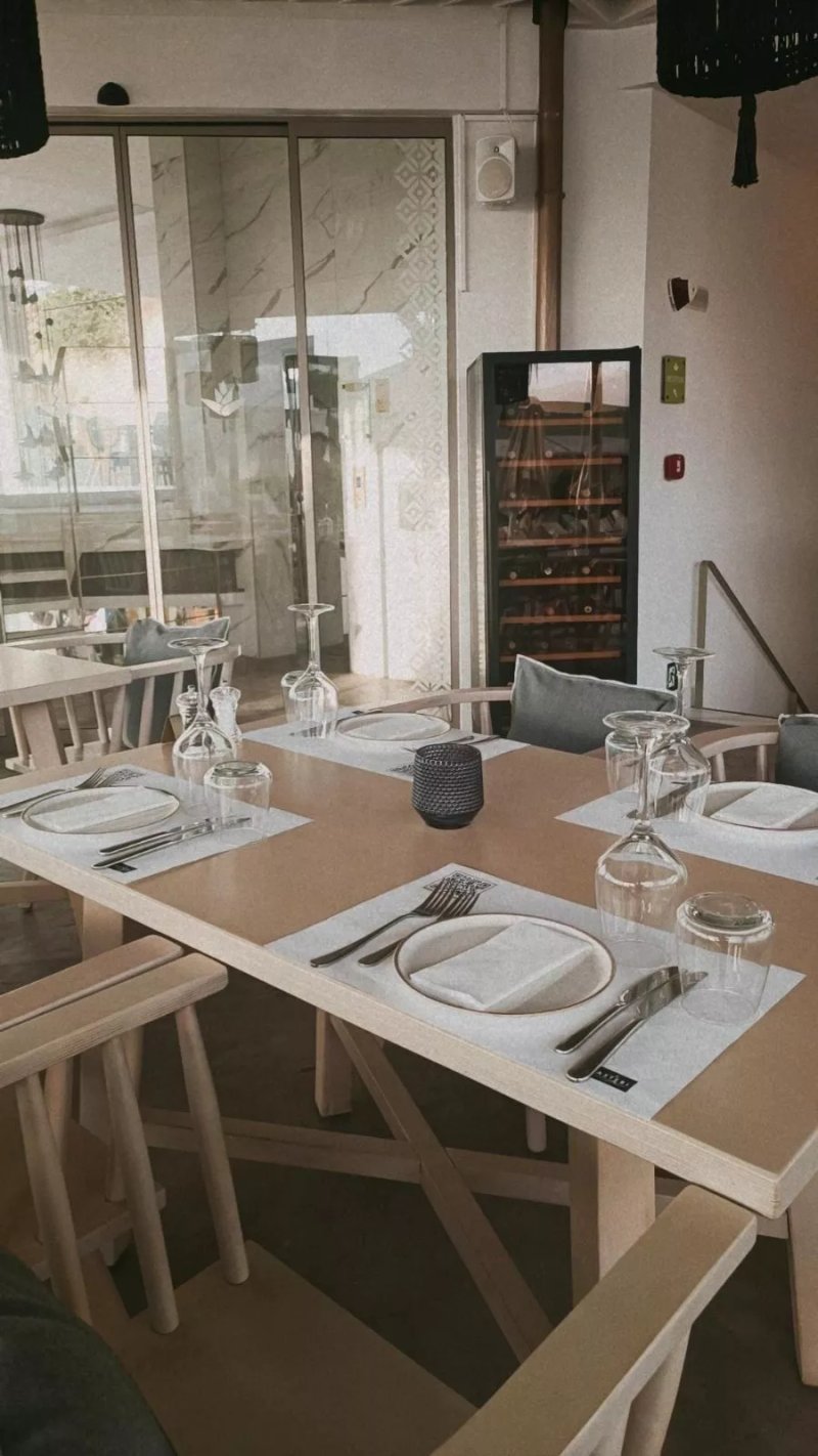 Asteri Seaview Restaurant By Aloe Boutique & Suites