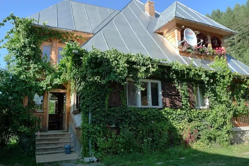 Located in the middle of the most beautiful cultural landscapes of Maramures