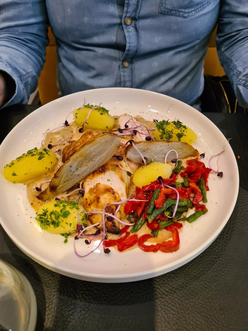 Bistro Tout Court