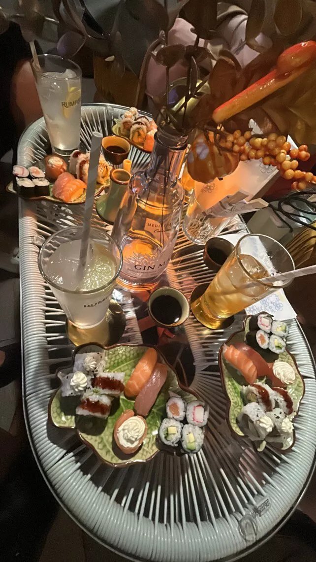 Milano Island lounge & Sushi