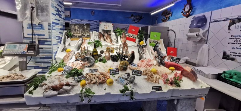 Fish Bar by La Boutique del Pesce