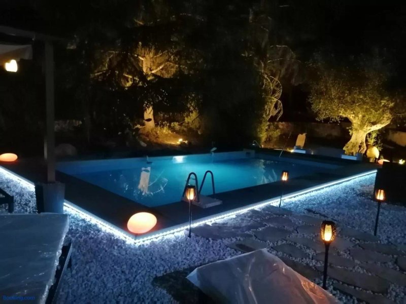 All'Ombra Della Pineta