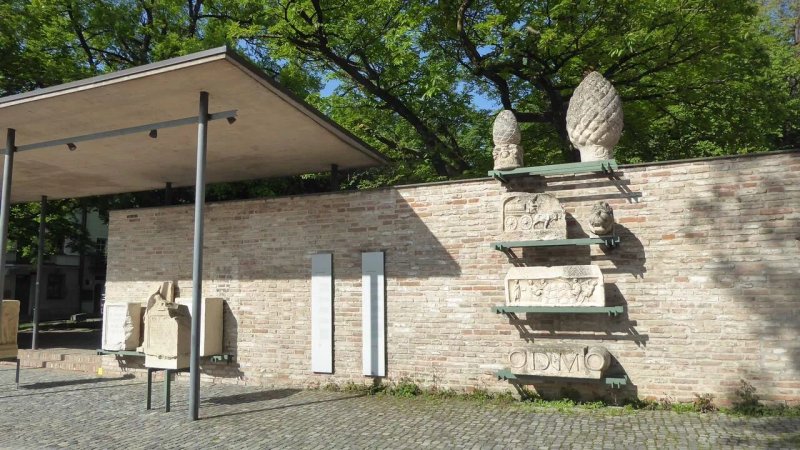 Romische Grabungsstatte