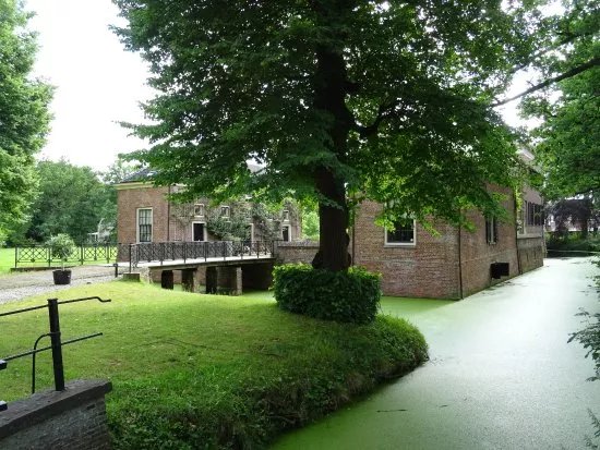 wandelpark van Ridderhofstad Gunterstein uit 1680