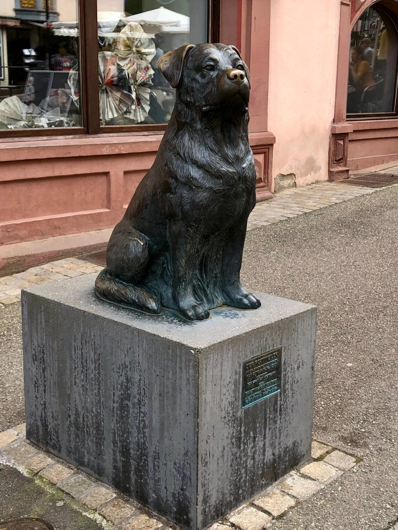Rottweilerstatue