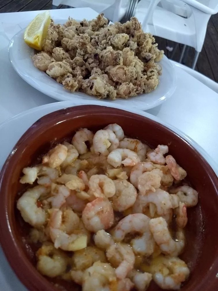 El Tinglao Cerveceria-Cafeteria