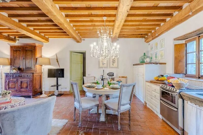 Casa Cassettari, a Villa Apartment with Garden
