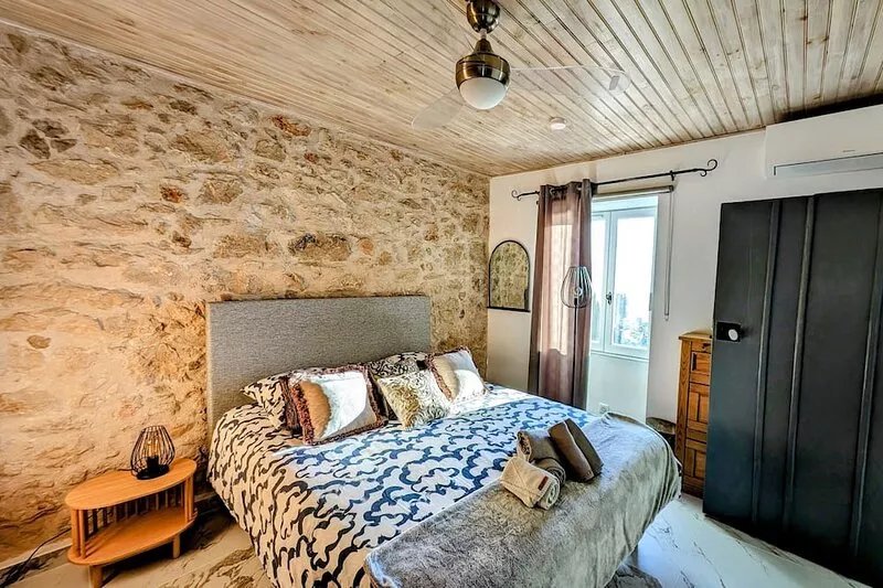 "Apartment L'Amandier, Superb sea view at Mas d'Angeline!"