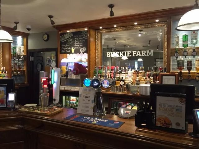 Buckie Farm Stonehouse Pizza & Carvery