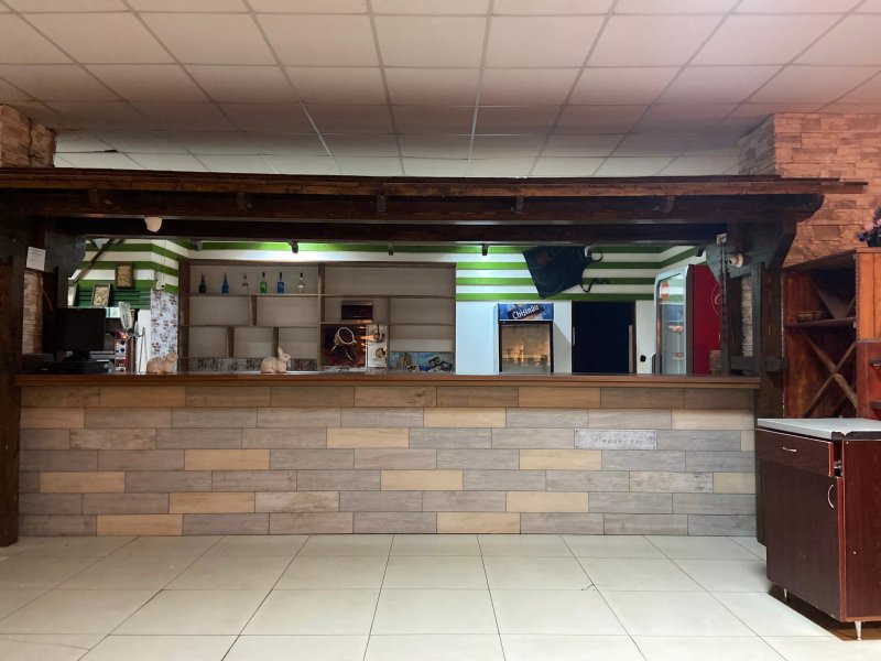 Restaurants & cafés