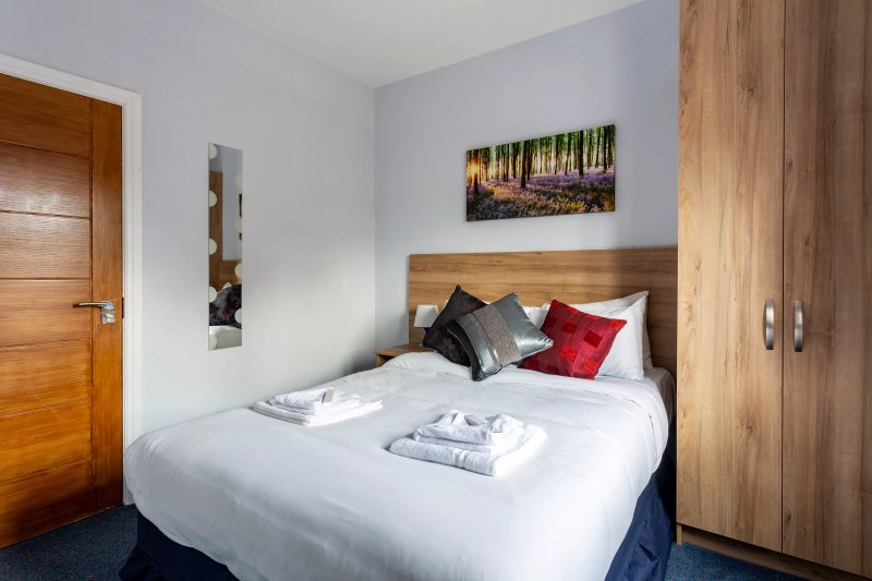 Wellesley Hotel