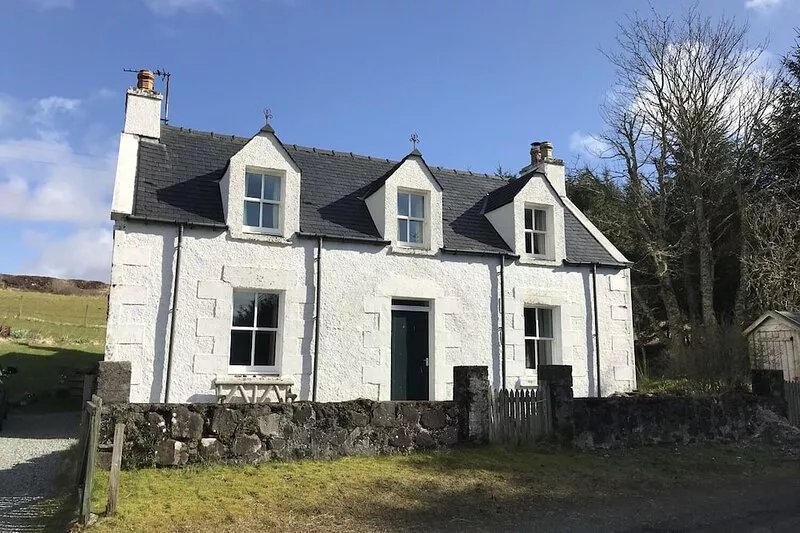 6 KNOTT, pet friendly, with open fire in Suladale