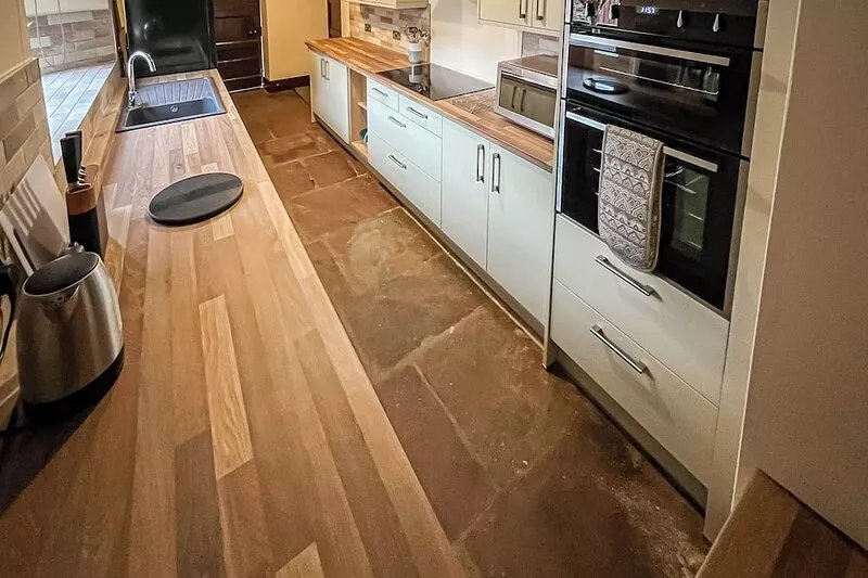 4 bedroom accommodation in Blakeney