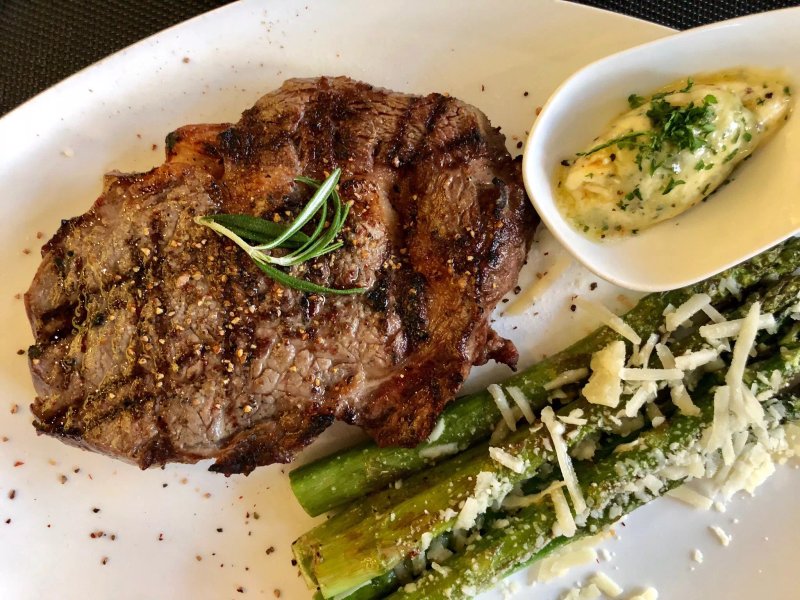 Steakhouse Wellington