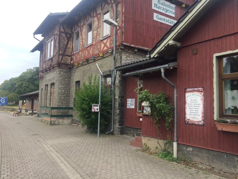 Zur Harzbahn