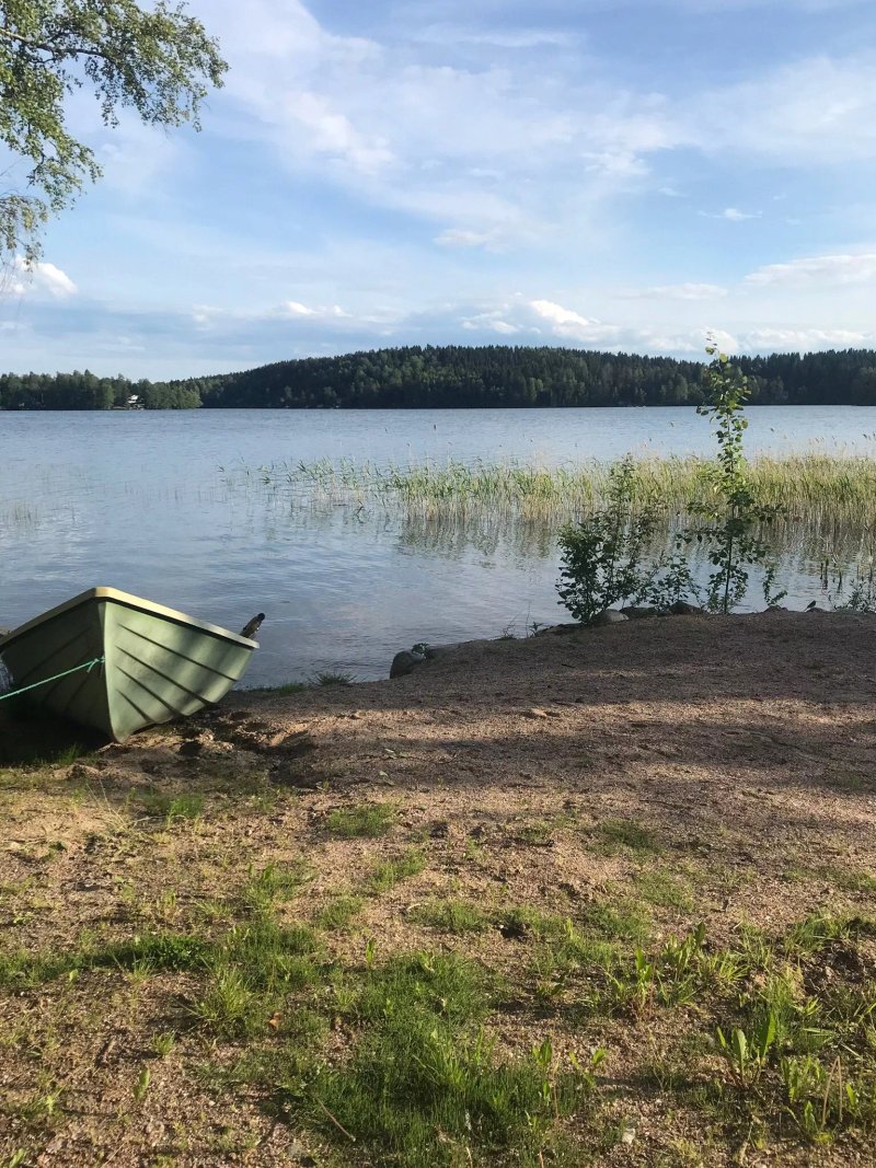 Antinkallio Lakeside Cape